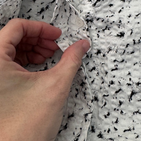 COS Textured Cotton Shirt‎ Size 2 White Black Speckled Button Front Minimalist - Picture 3 of 10
